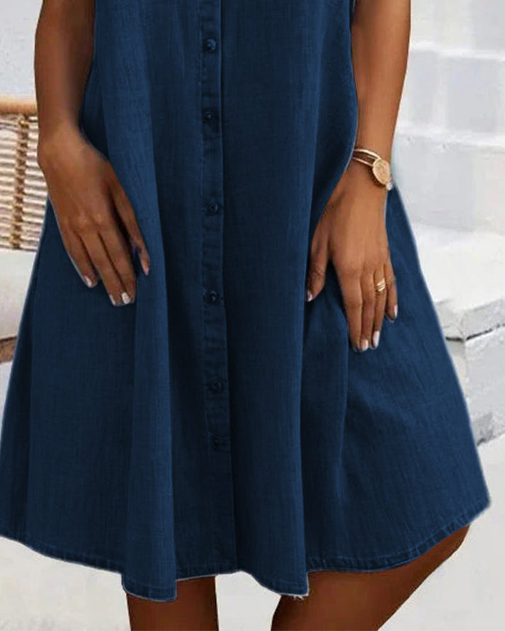 Sveta - Kurzärmliges Denim-Kleid mit Knopfleiste