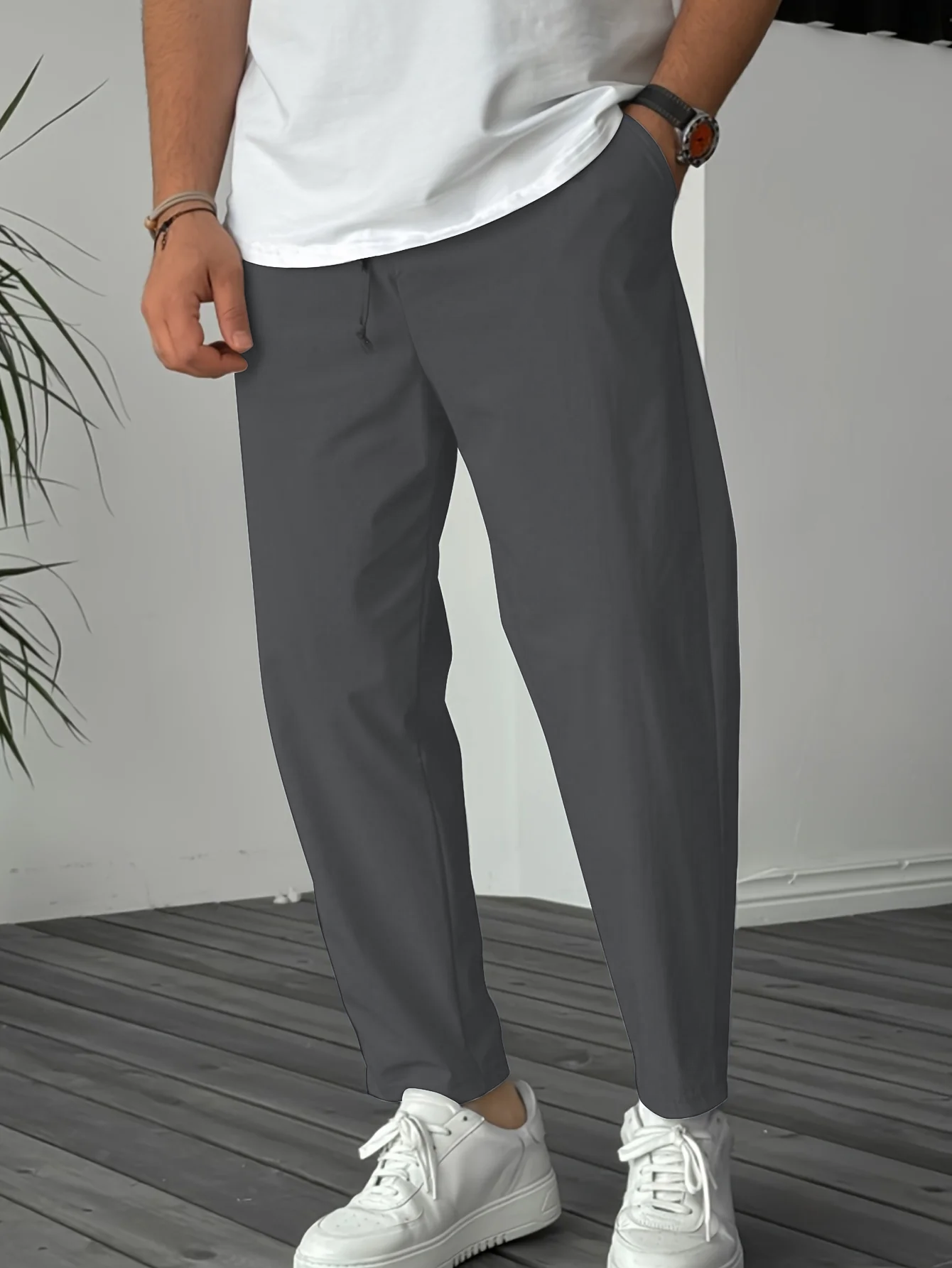 Essentielle, tapered Jogginghose mit Kordelzug