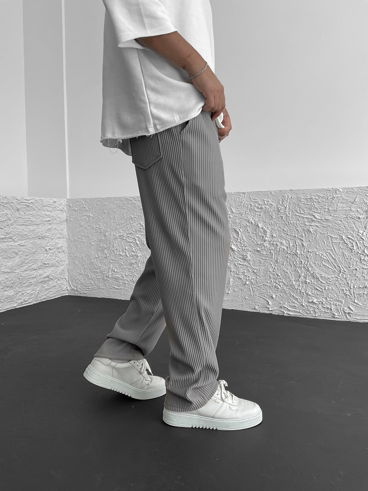 Rippengestrickte Relaxed Fit Hose