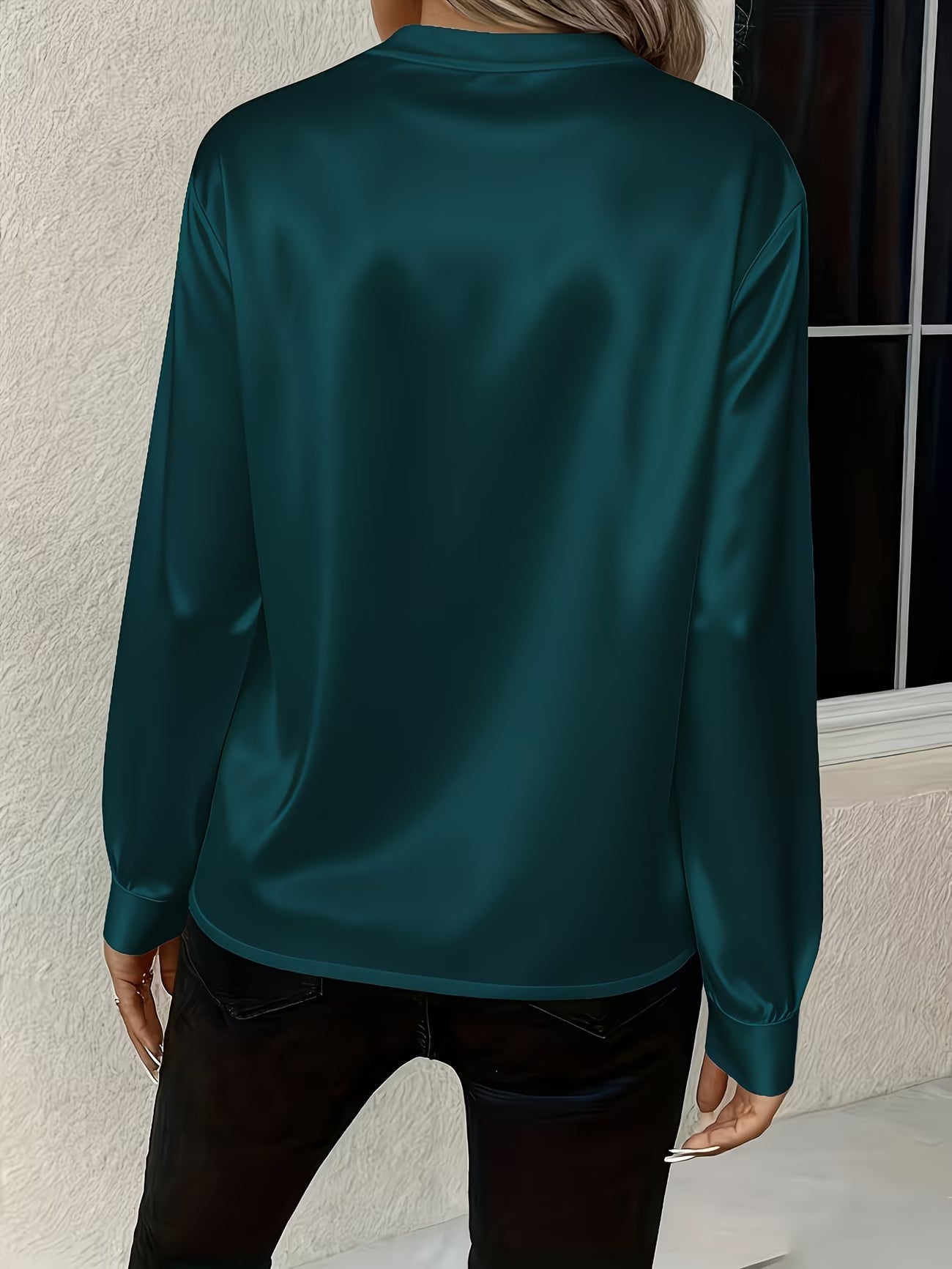 Ronika - Bluse mit langen Ärmeln und V-Ausschnitt