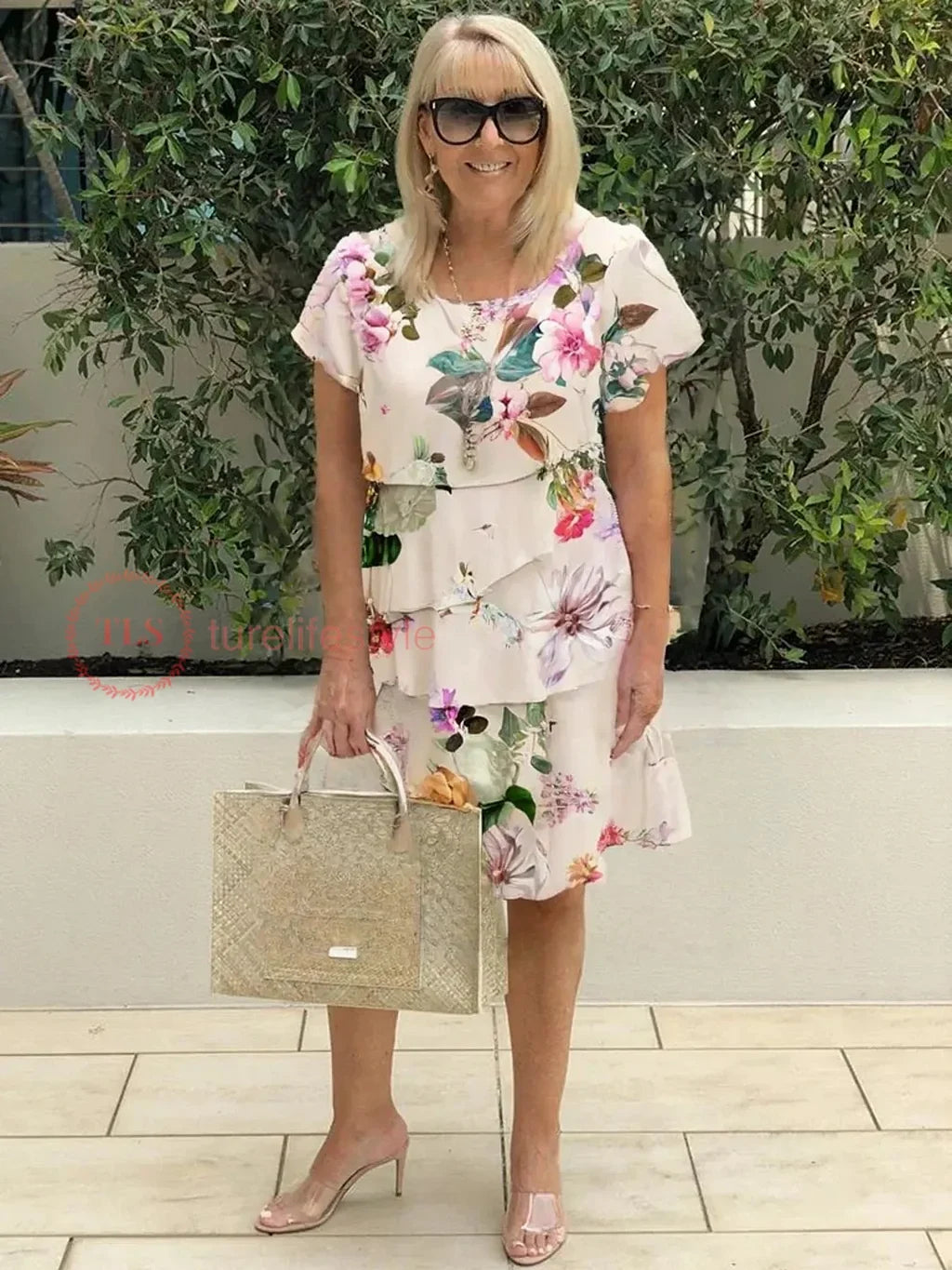 Gilla - Mehrschichtiges Blumen-Kleid
