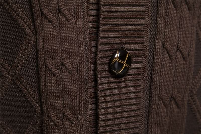 H.D. Burton Pulli