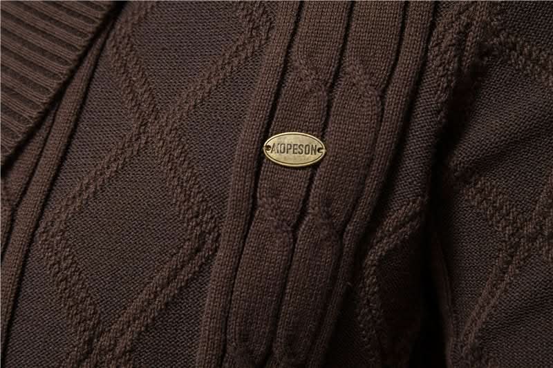 H.D. Burton Pulli